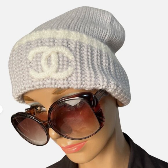 Authentic Chanel Grey Beanie Hat CC logo Brand New - Picture 13 of 14